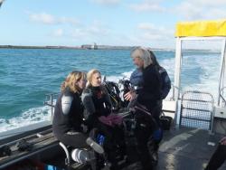 Emma and Grace's Open Water course - in FEBRUARY!!